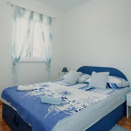 Apartman Kamenar *