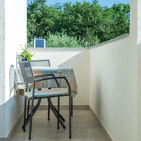 Kamenar Apartman *
