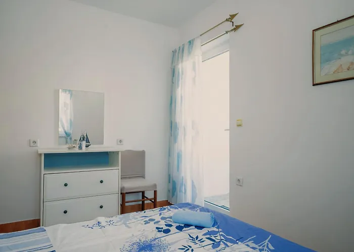 Kamenar Apartment *